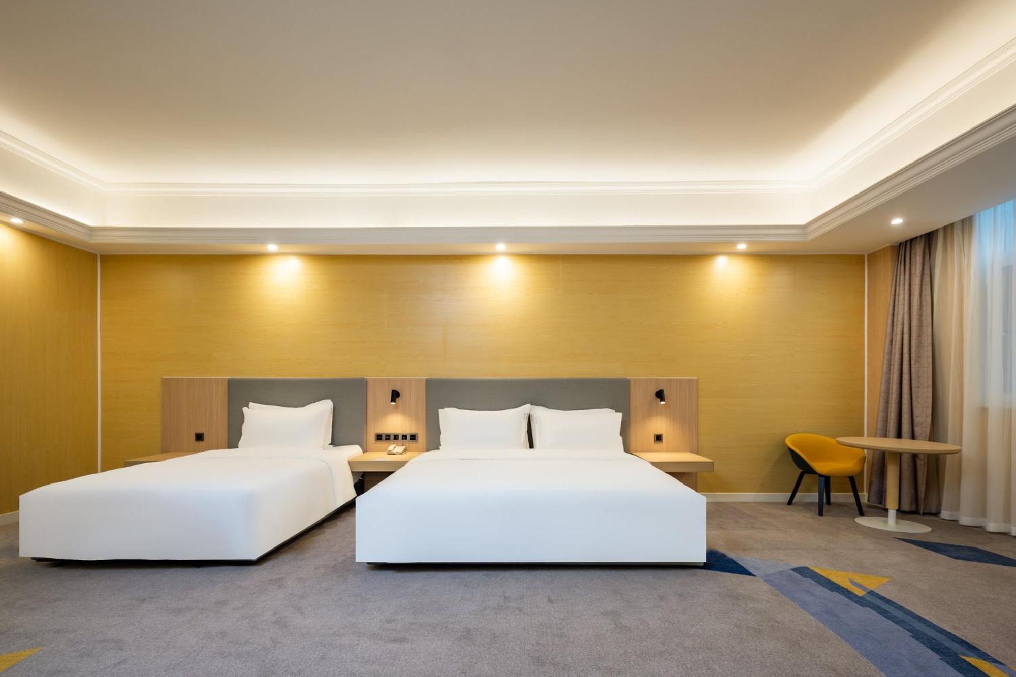 Holiday Inn Express Chengdu Tianfu Square By Ihg - Chunxi Road And Kuanzhai Alley Kültér fotó