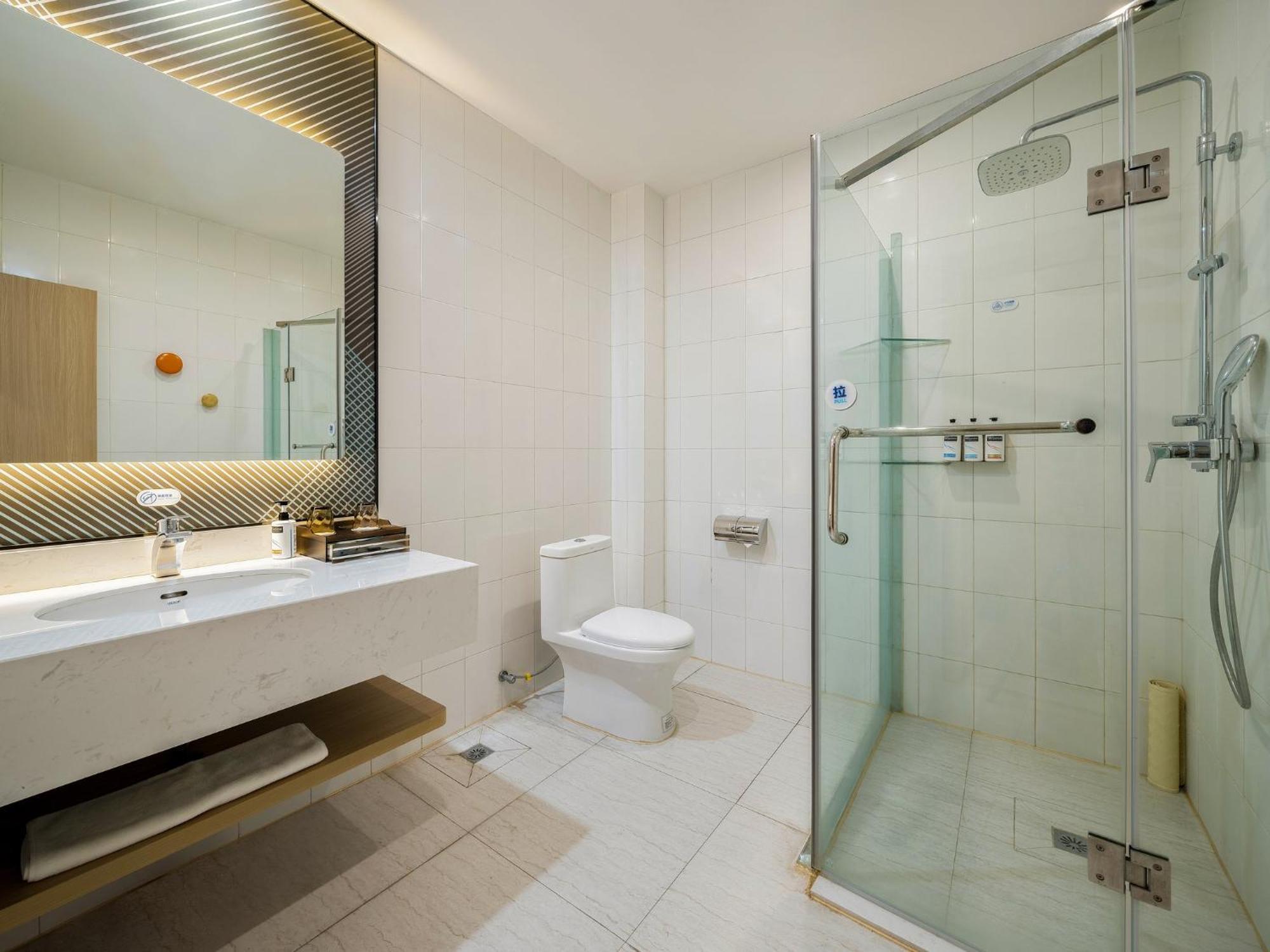 Holiday Inn Express Chengdu Tianfu Square By Ihg - Chunxi Road And Kuanzhai Alley Kültér fotó